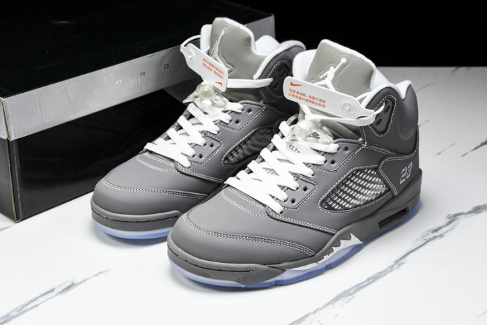 Air Jordan 5