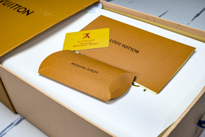 LVT SNEAKERS LVSRS-0080