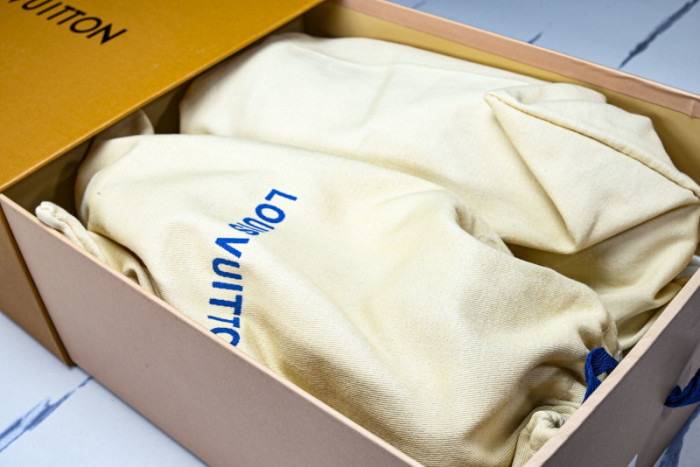 LVT SNEAKERS LVSRS-0081