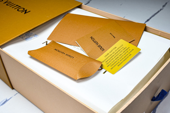 LVT SNEAKERS LVSRS-0081