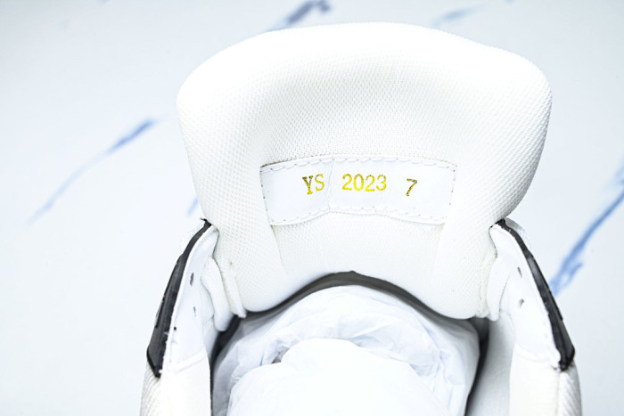 LVT SNEAKERS LVSRS-0136