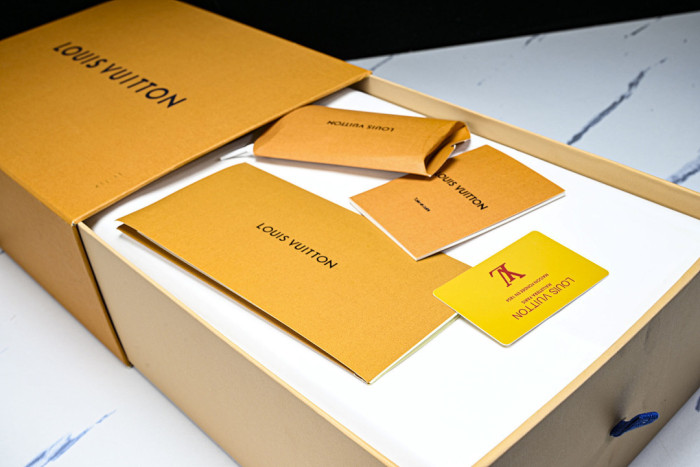 LVT SNEAKERS LVSRS-0136