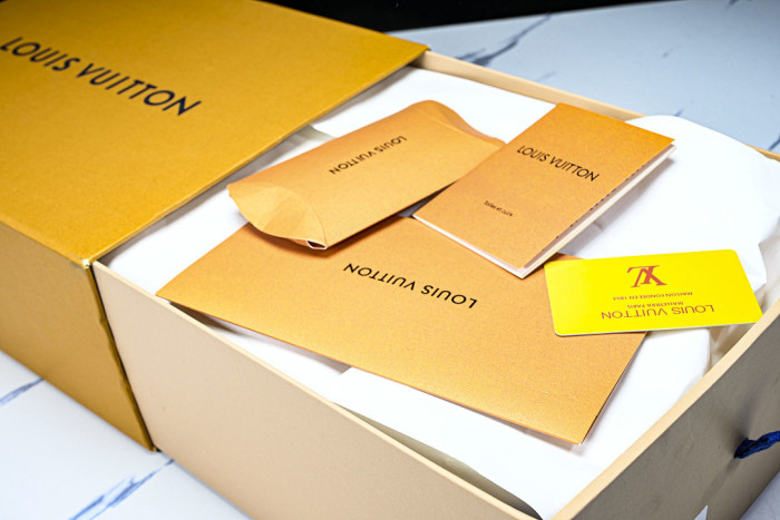 LVT SNEAKERS LVSRS-0149