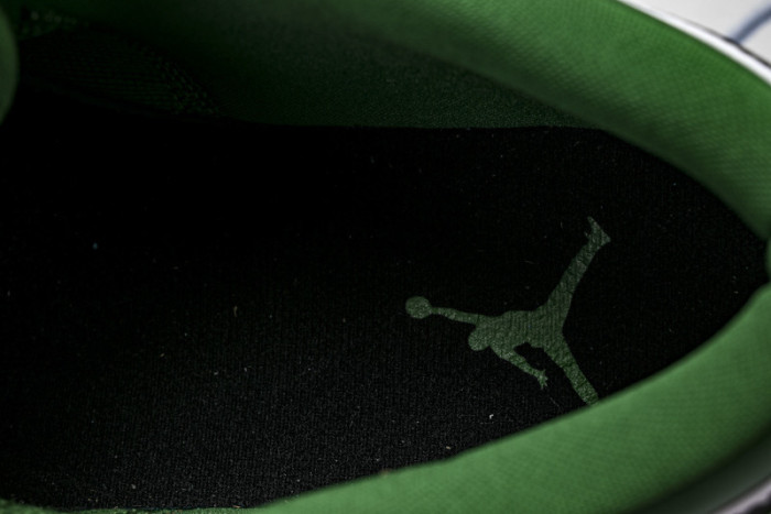 Air Jordan 1 Low 553558-301