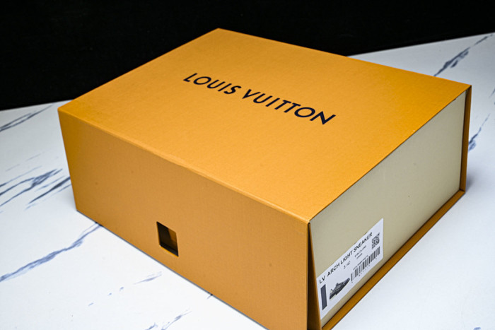 LVT SNEAKERS LVSRS-0101