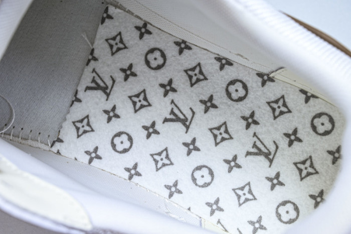 LVT SNEAKERS LVSRS-0089