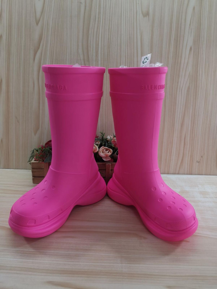 B*ALE*NGA BOOT BSB-049