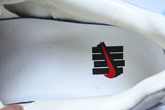 Undefeated x Nike Air Max 95 SP IB4453-100