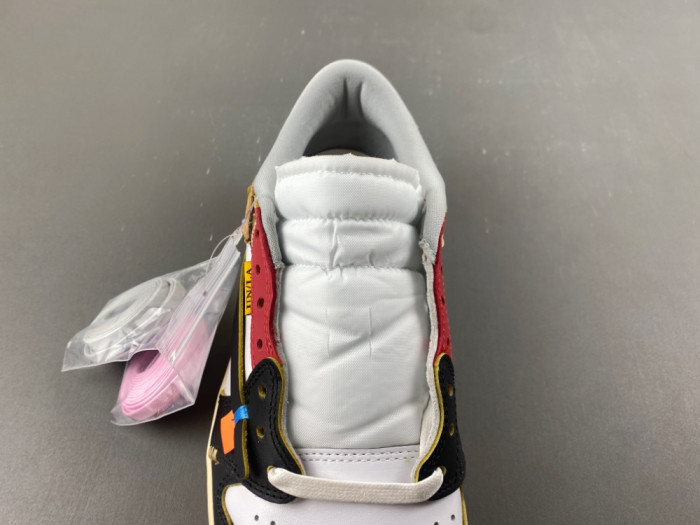 Travis Scott x Air Jordan 1 Low OG XZ6868-005