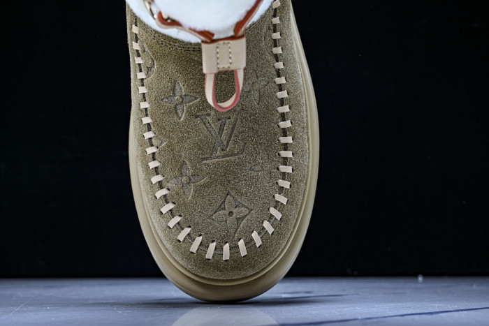 L**V**T* BOOTS LVTBS-057