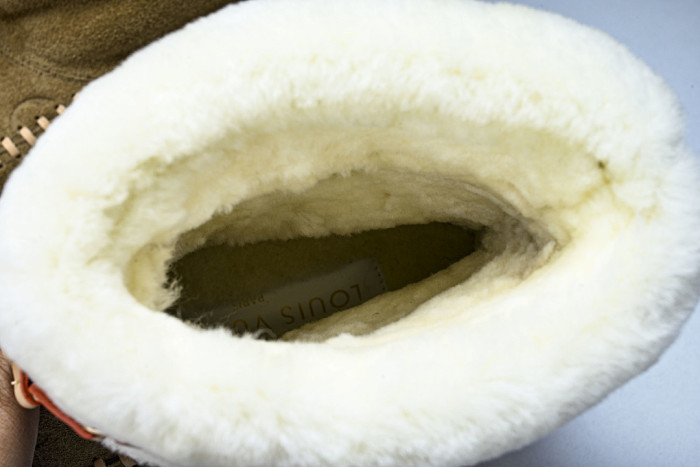 L**V**T* BOOTS LVTBS-057