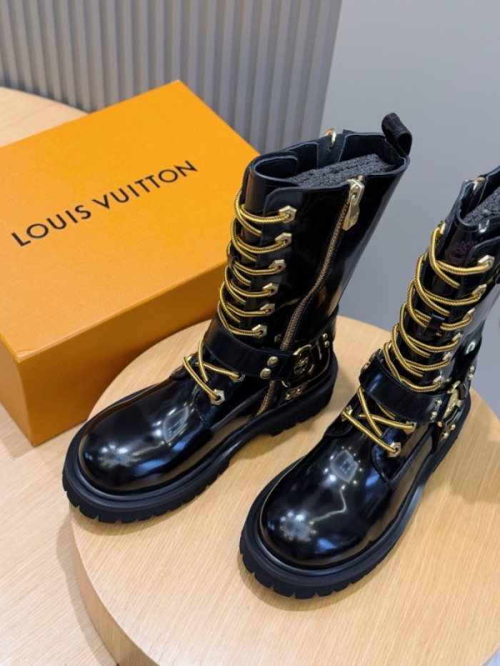 L**V**T* BOOTS LVTBS-051