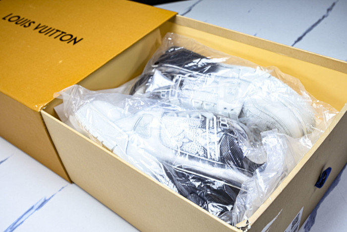 LVT SNEAKERS LVSRS-0158