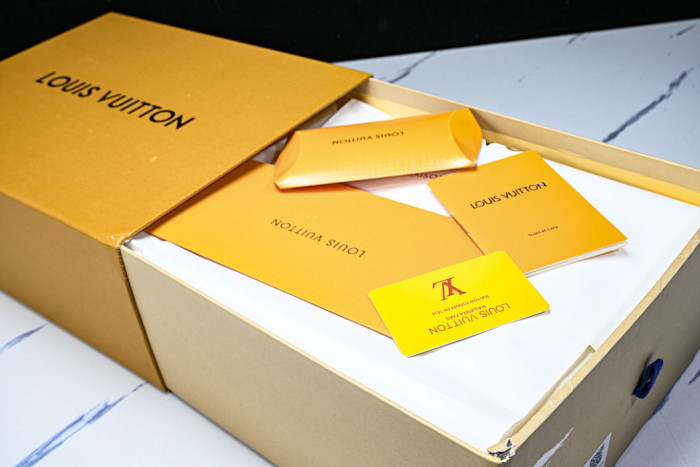 LVT SNEAKERS LVSRS-0158