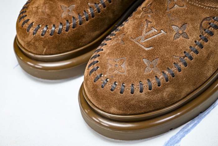 L**V**T* BOOTS LVTBS-055