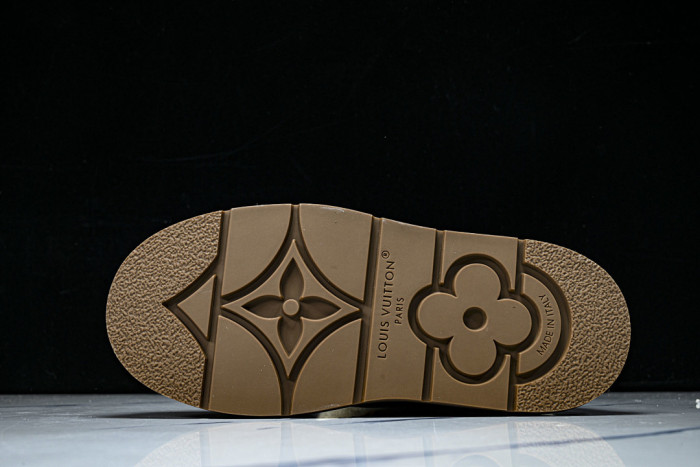 L**V**T* BOOTS LVTBS-055