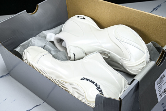 B*ALE*NGA BOOT BSB-046