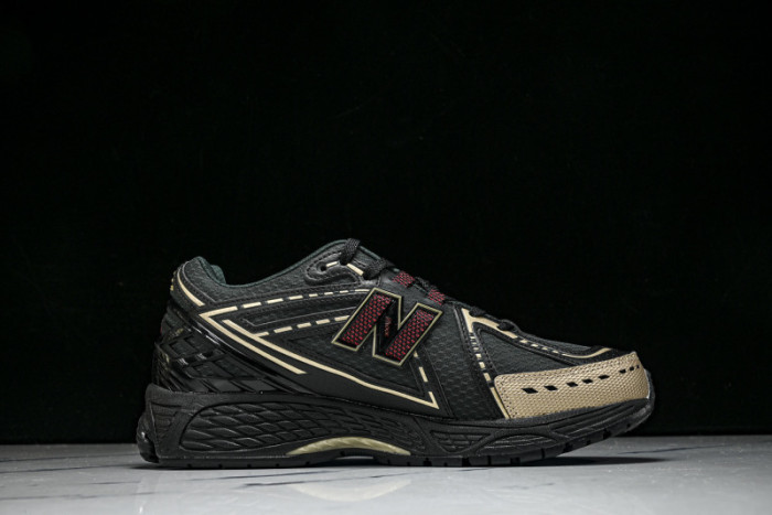 New Balance M1906RKS