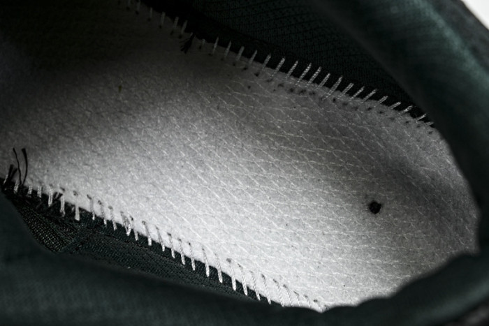 New Balance M1906RKS