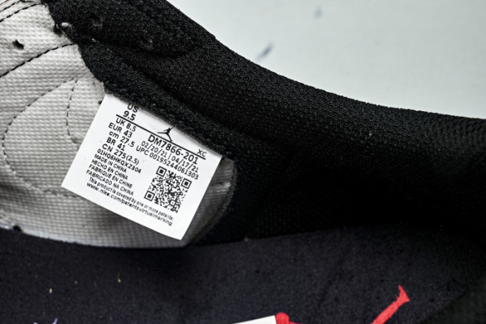 Travis Scott x Air Jordan AJ 1 Low“Canary” DZ4137--700