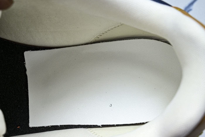 L*VT BUTTERSOFT SHOES LASS-011