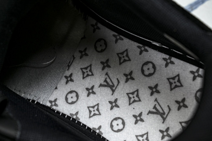 LVT SNEAKERS LVSRS-0070