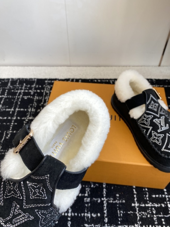 L**V**T* BOOTS LVTBS-048