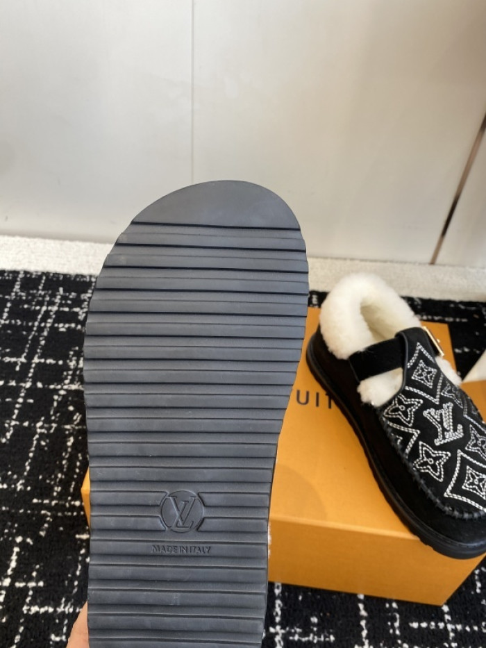 L**V**T* BOOTS LVTBS-048