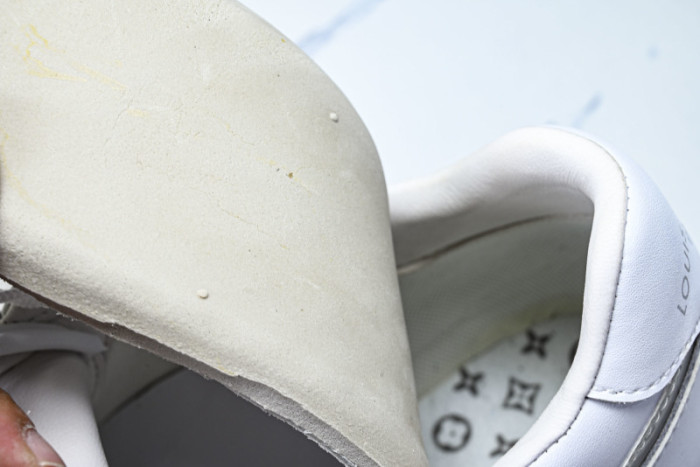 LOU VUIT RUN AWAY LVRA-015