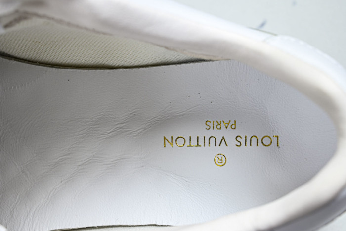 LOU VUIT RUN AWAY LVRA-015