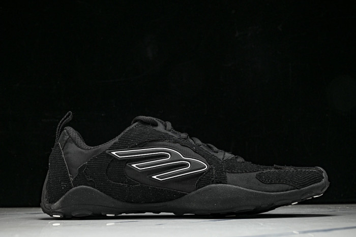 B*al*enciaga Monday Sneaker WMNDI1000