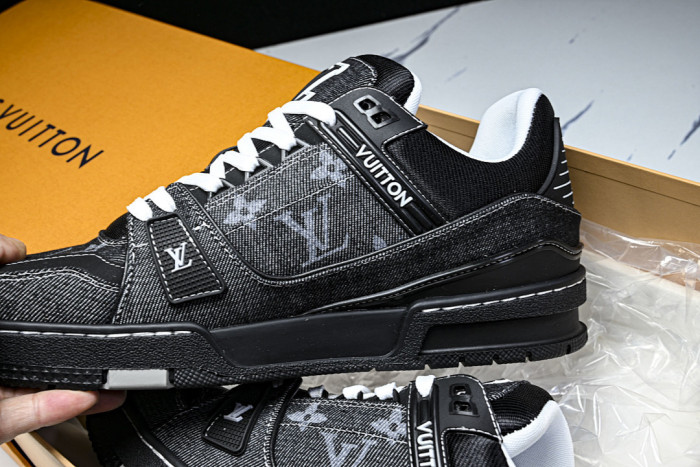 LVT SNEAKERS LVSRS-0138