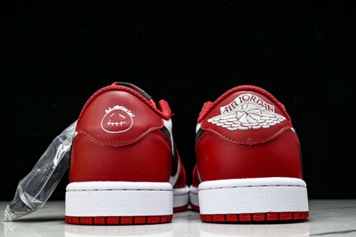 Travis Scott x Air Jordan 1 DM7866-101