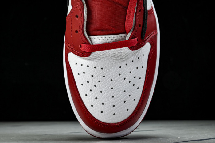 Travis Scott x Air Jordan 1 DM7866-101