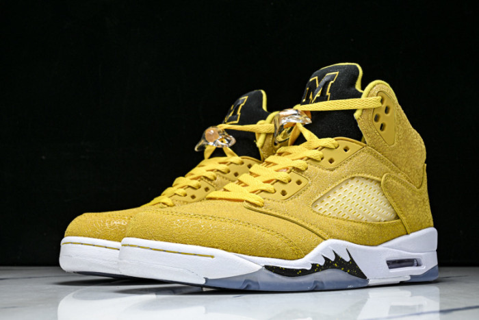 Jordan Air Jordan 5 Retro HQ7978-701