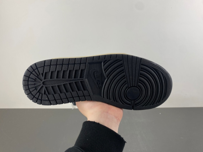 Travis Scott x Jordan Air Jordan 1 Low OG "Medium Olive" XZ6868-001