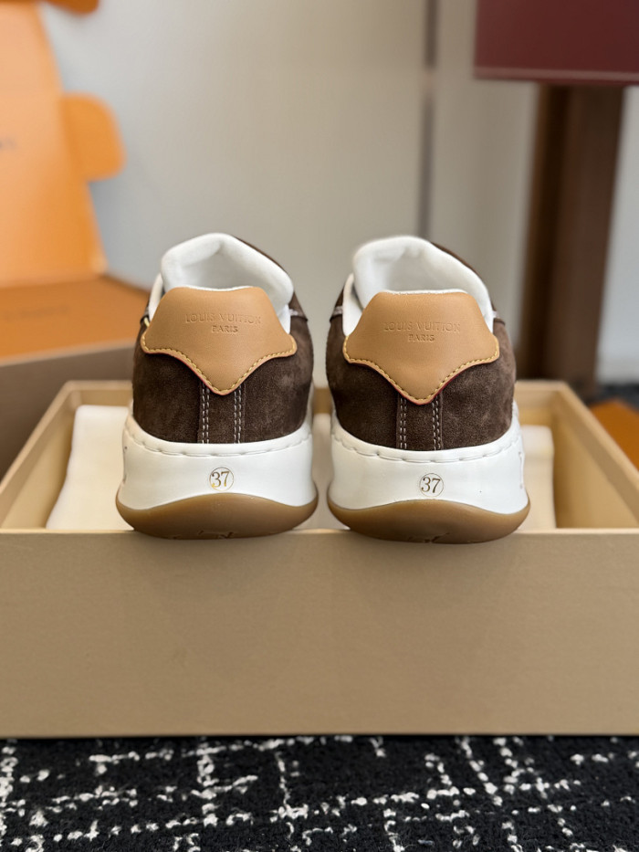 L*VT TILTED LVTTD-003