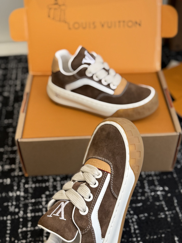 L*VT TILTED LVTTD-003