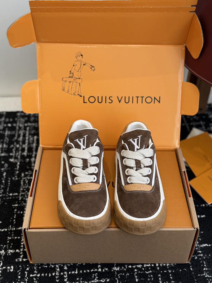 L*VT TILTED LVTTD-003