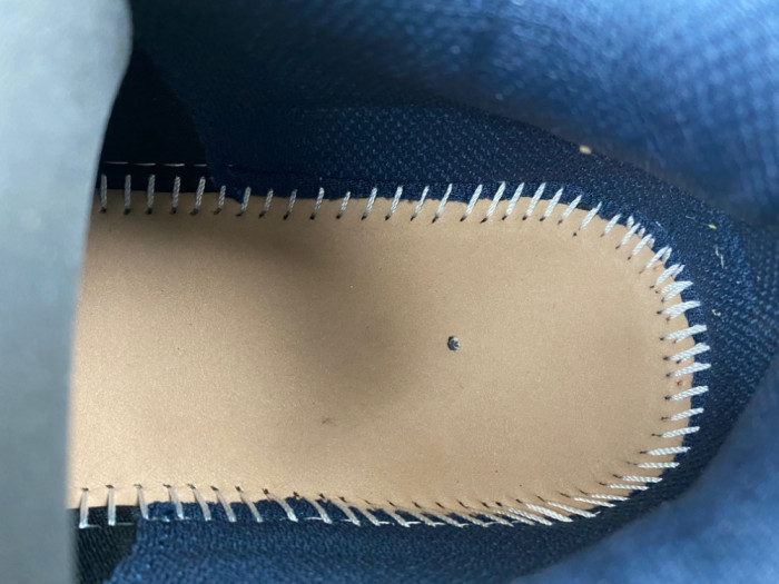 C/O​ SNEAKERS CO-046