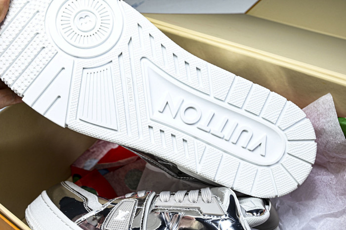 LVT SNEAKERS LVSRS-0103