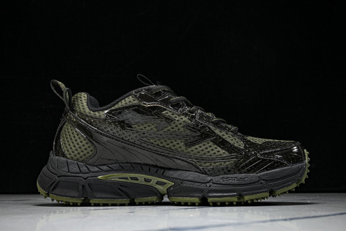 C/O​ SNEAKERS CO-048