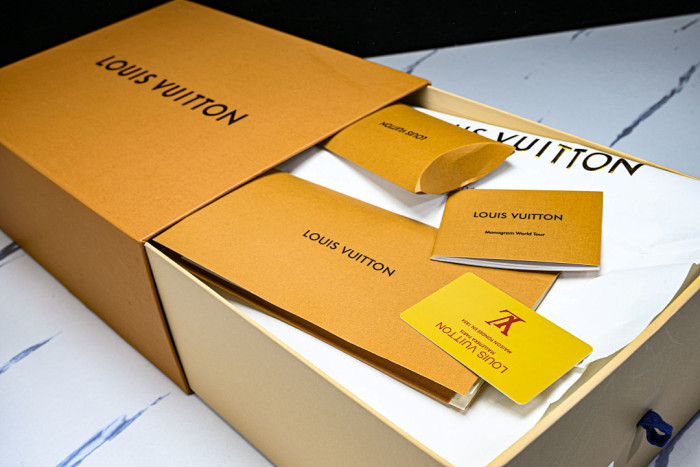 LVT SNEAKERS LVSRS-0139