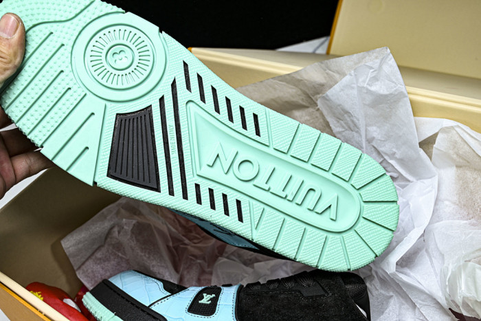 LVT SNEAKERS LVSRS-0130