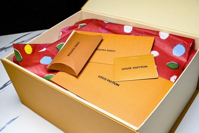 LVT SNEAKERS LVSRS-0130