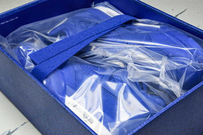 Air Jordan 4 HF4340-400