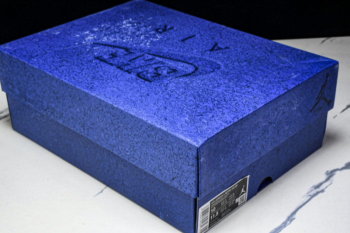 Air Jordan 4 HF4340-400