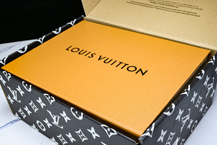 LVT SNEAKERS LVSRS-0108