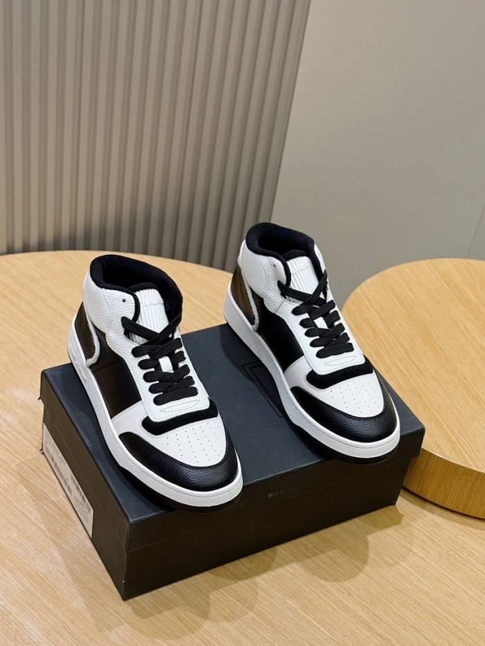 Y51​ sneakers Y51s-004