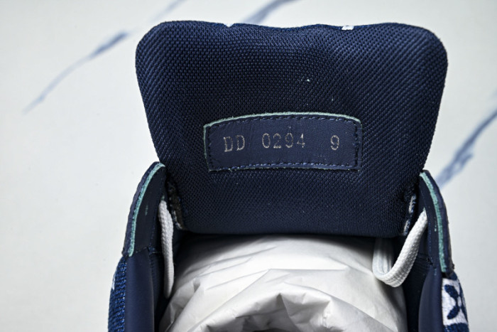 LOU VUIT RUN AWAY LVRA-012